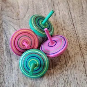 Wooden Hand-Rotating Colored Small Gyroscope